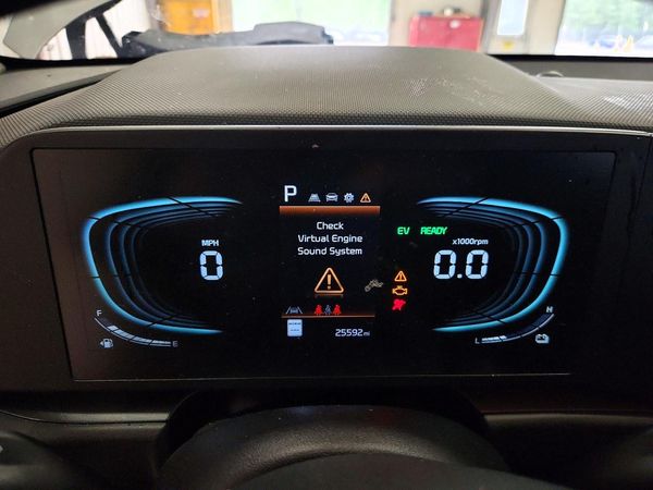2026 KIA NIRO LX