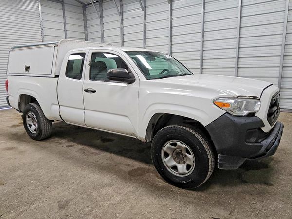 2016 TOYOTA TACOMA SR/SR5