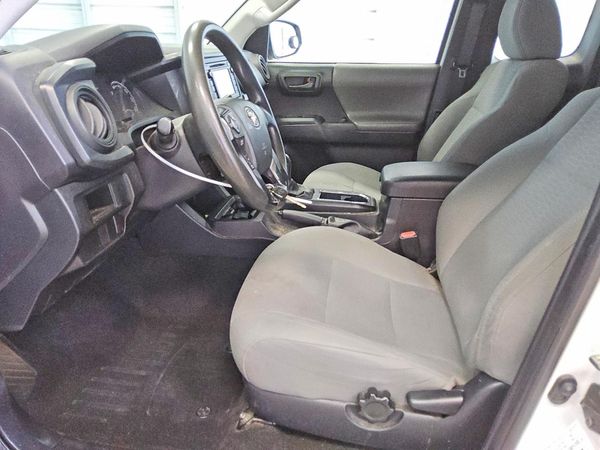 2017 TOYOTA TACOMA SR/SR5