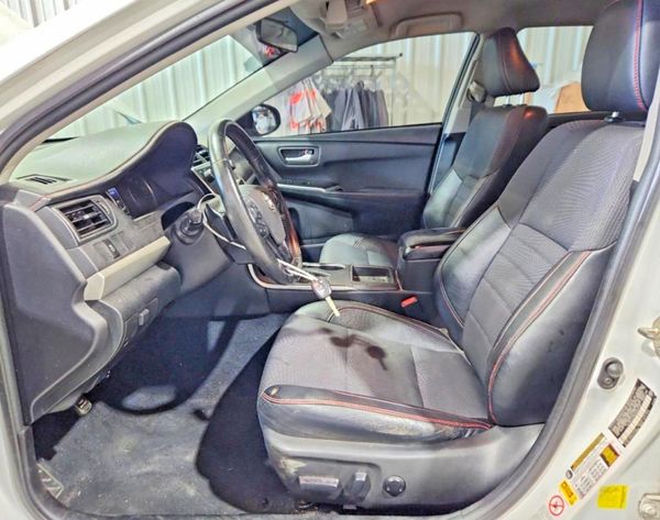 2016 TOYOTA CAMRY
