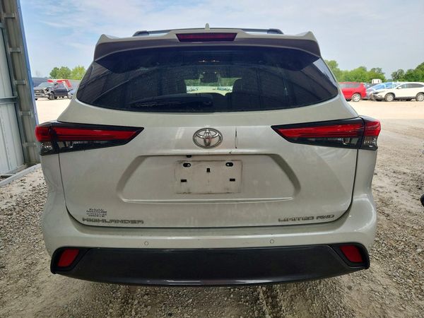 2022 TOYOTA HIGHLANDER Limited