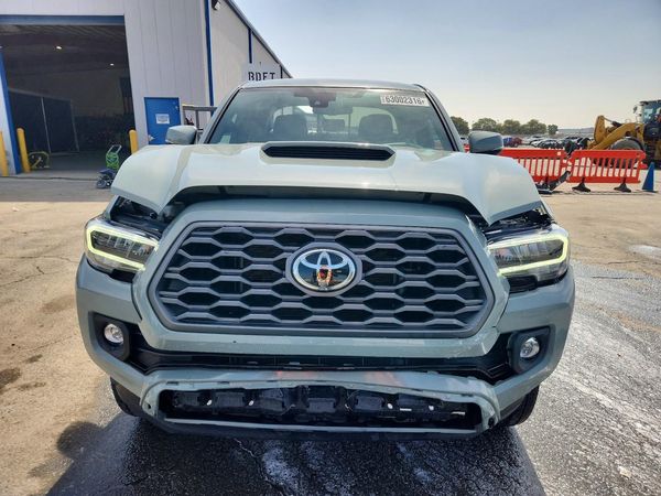 2023 TOYOTA TACOMA SR5