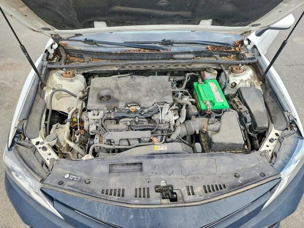 2019 TOYOTA CAMRY