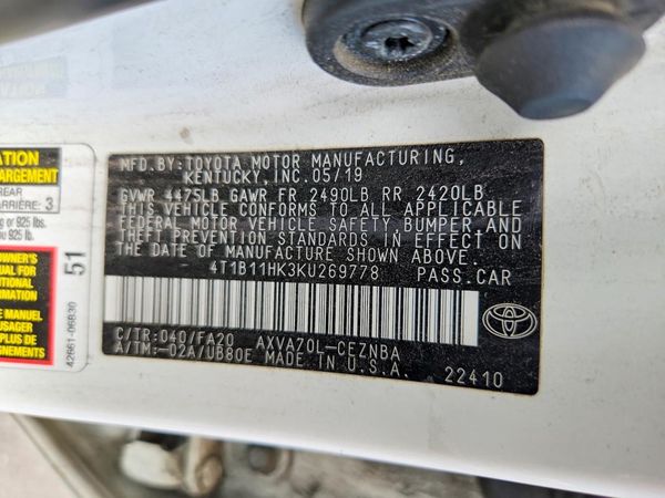 2019 TOYOTA CAMRY