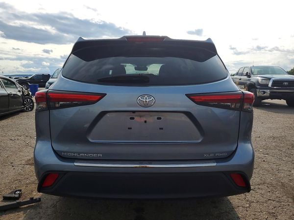 2022 TOYOTA HIGHLANDER