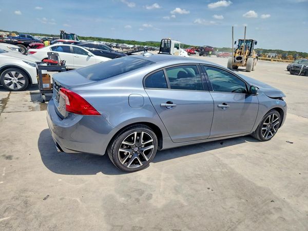 2017 VOLVO S60 Dynamic
