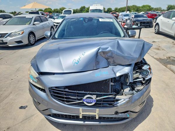 2017 VOLVO S60 Dynamic