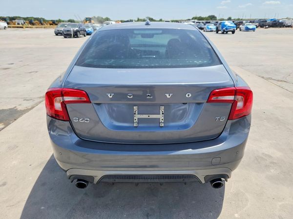 2017 VOLVO S60 Dynamic