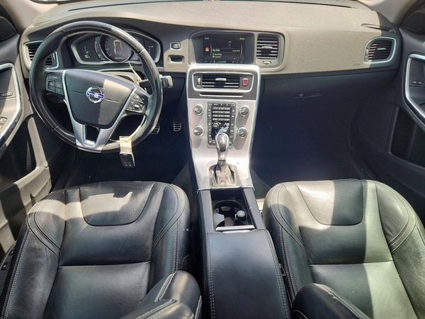 2017 VOLVO S60 Dynamic