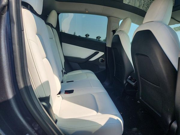 2020 TESLA MODEL Y