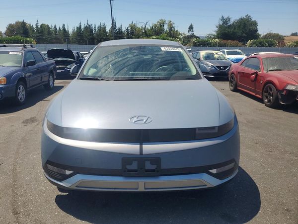 2024 HYUNDAI IONIQ SE