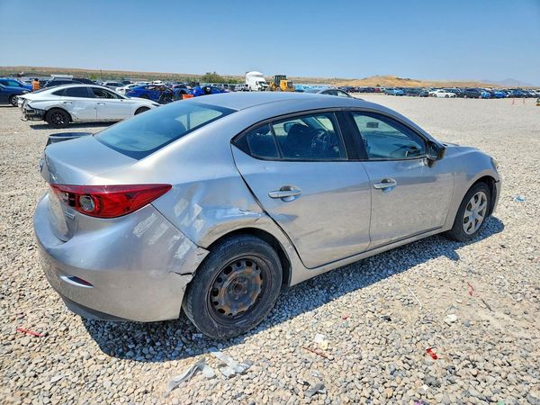 2014 MAZDA 3