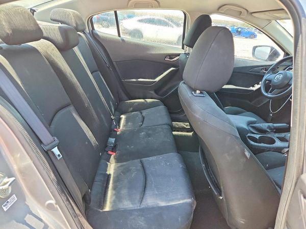 2014 MAZDA 3