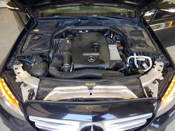 2015 MERCEDES-BENZ C-CLASS 4-MATIC — Engine bay