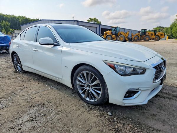 2018 INFINITI Q50