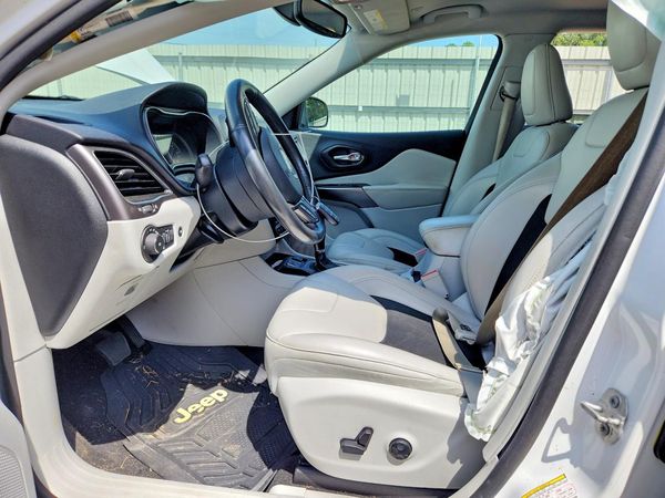 2020 JEEP CHEROKEE LATITUDE PLUS FWD