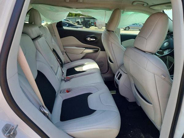 2020 JEEP CHEROKEE LATITUDE PLUS FWD