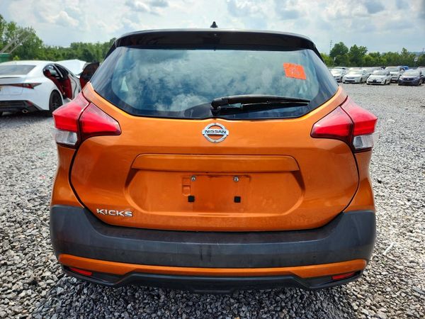 2019 NISSAN KICKS