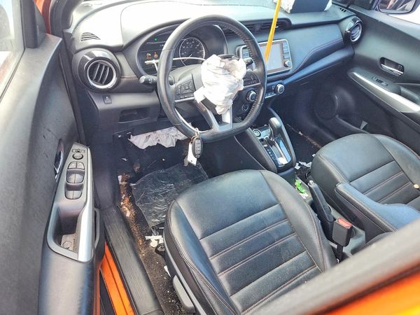 2019 NISSAN KICKS