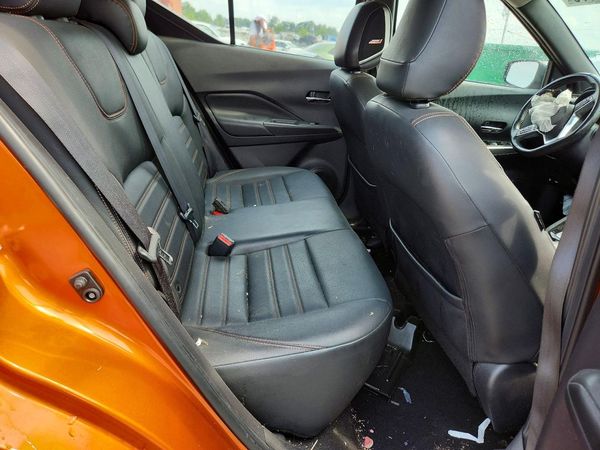 2019 NISSAN KICKS