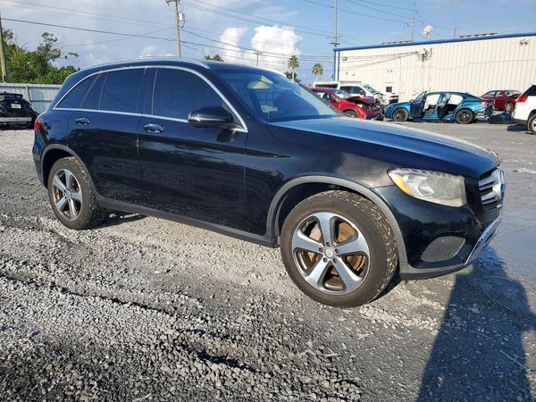 2016 MERCEDES-BENZ GLC GLC300