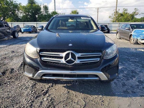 2016 MERCEDES-BENZ GLC GLC300