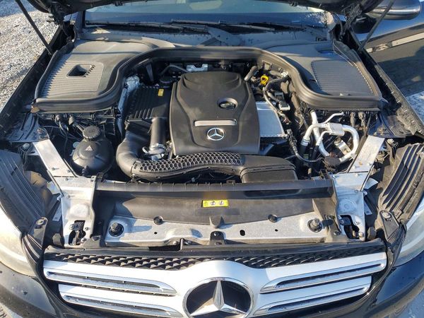 2016 MERCEDES-BENZ GLC GLC300