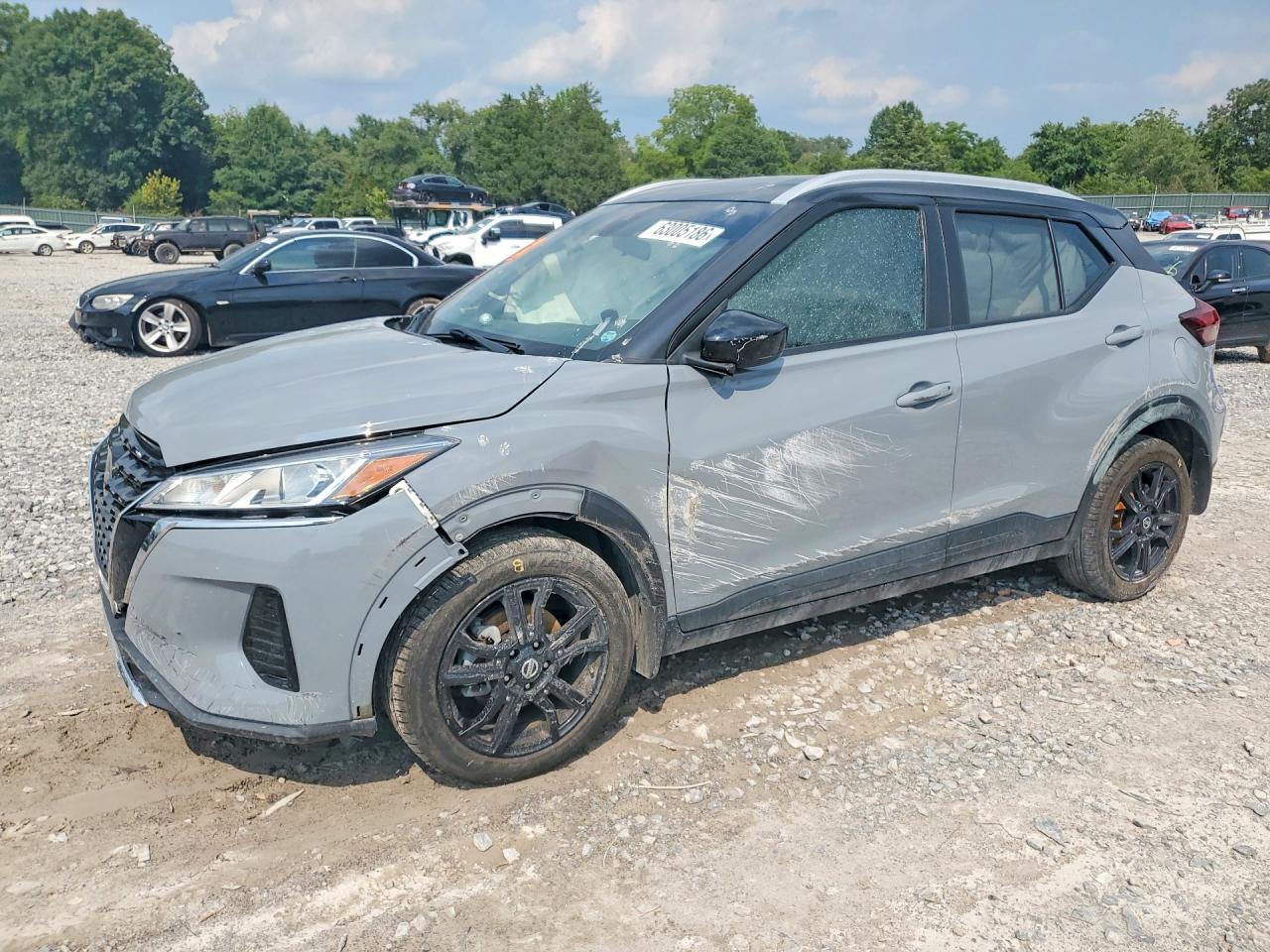 2021 NISSAN KICKS