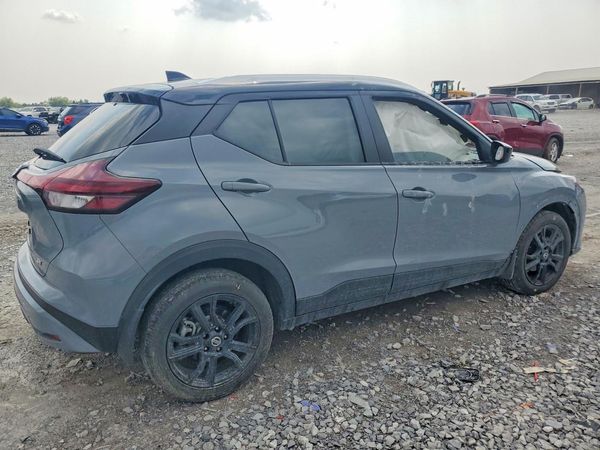 2021 NISSAN KICKS