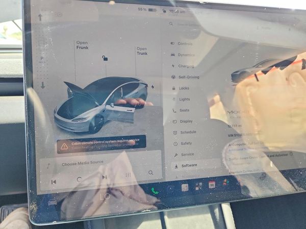 2025 TESLA MODEL 3