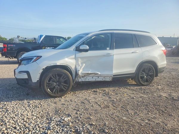 2022 HONDA PILOT SE