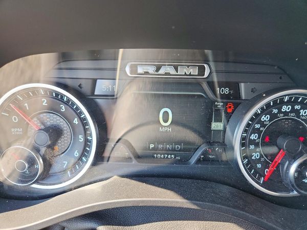 2019 RAM 1500 LARAMIE CREW CAB 4X4