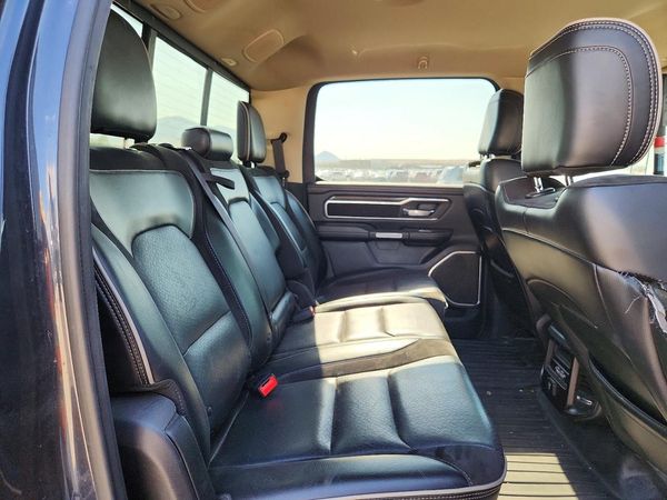 2019 RAM 1500 LARAMIE CREW CAB 4X4