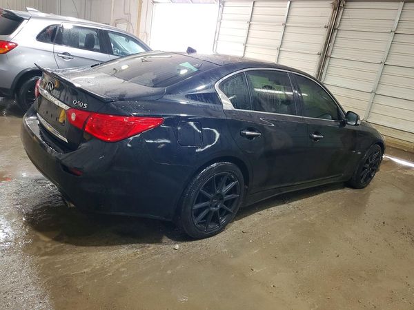 2017 INFINITI Q50