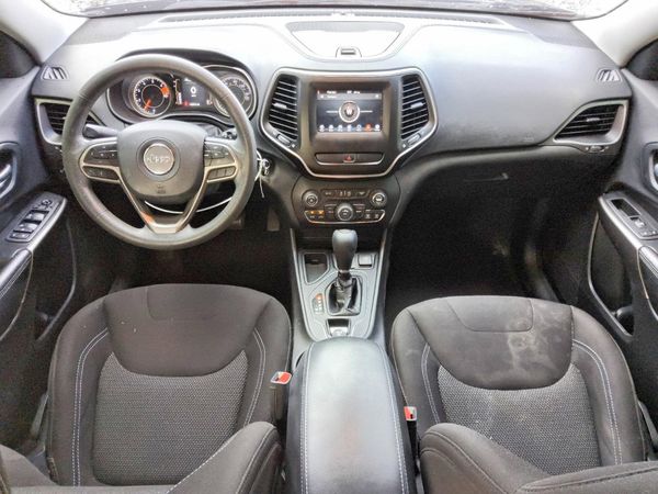 2019 JEEP CHEROKEE LATITUDE FWD