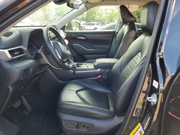 2021 TOYOTA HIGHLANDER