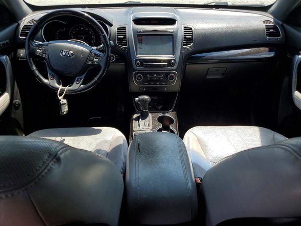 2014 KIA SORENTO