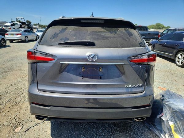 2015 LEXUS NX 200t Luxury