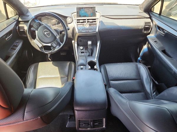 2015 LEXUS NX 200t Luxury