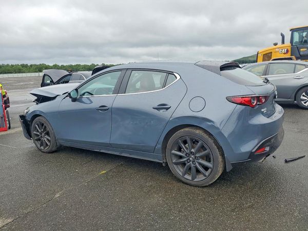 2025 MAZDA 3 Preferred Package