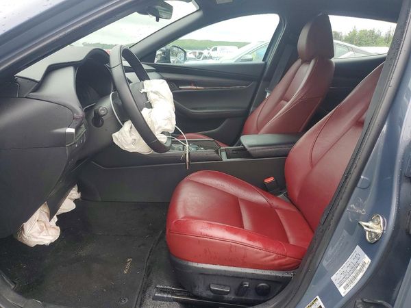 2025 MAZDA 3 Preferred Package