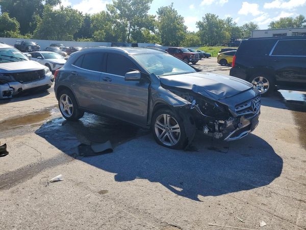 2018 MERCEDES-BENZ GLA