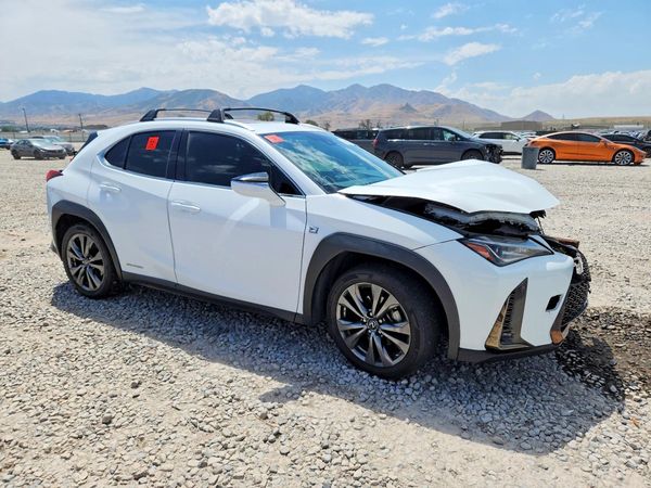 2019 LEXUS UX