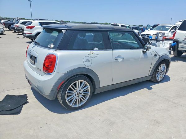 2015 MINI COOPER