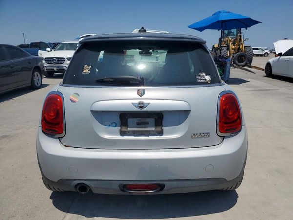 2015 MINI COOPER