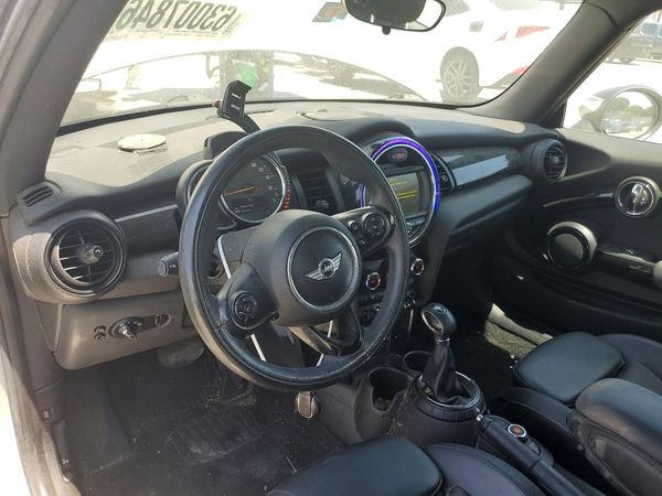 2015 MINI COOPER