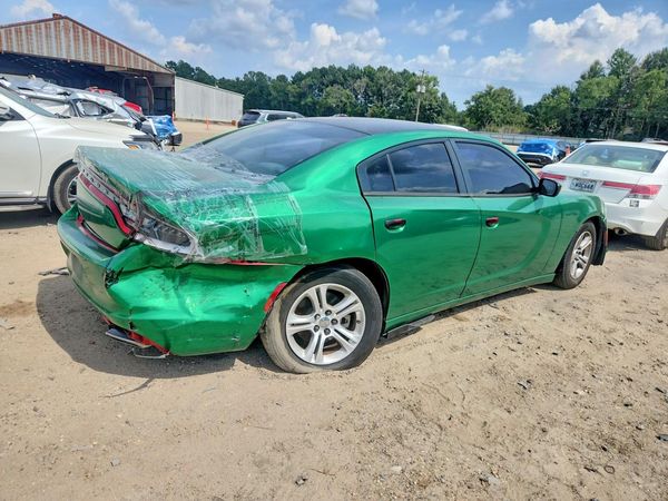 2017 DODGE CHARGER SE