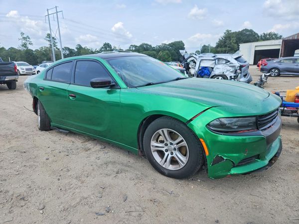 2017 DODGE CHARGER SE