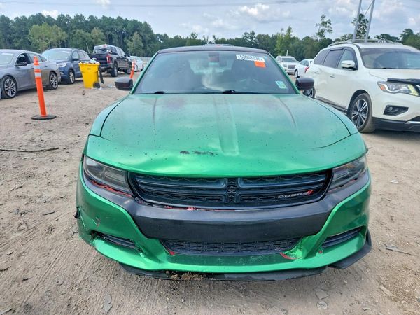 2017 DODGE CHARGER SE