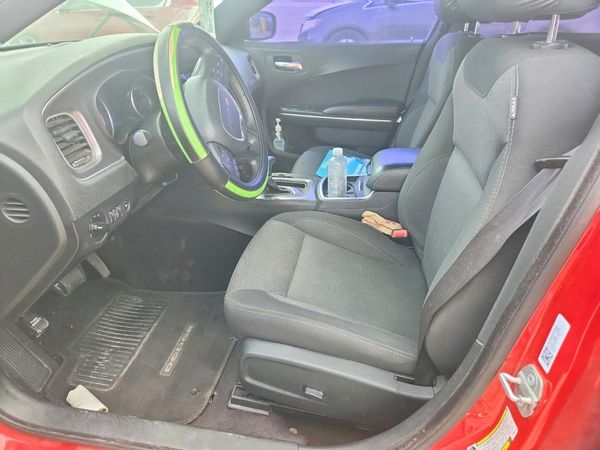2017 DODGE CHARGER SE